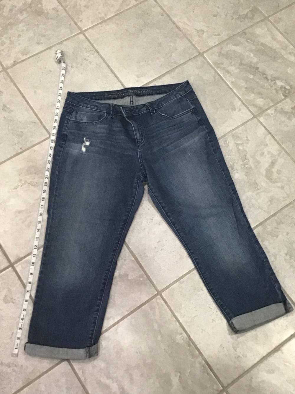 Simply Vera Vera Wang Dark Blue Cropped Jeans
